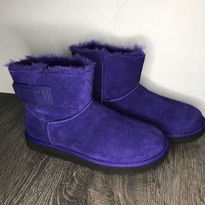 Ugg  mini Bailey logo fashion boot